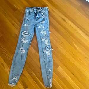 Size 000 American Eagle skinny jeans